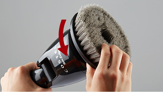 Easy brush detachment